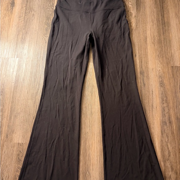 Lululemon Groove Nulu HR Black Flared Leggings - Picture 3 of 8